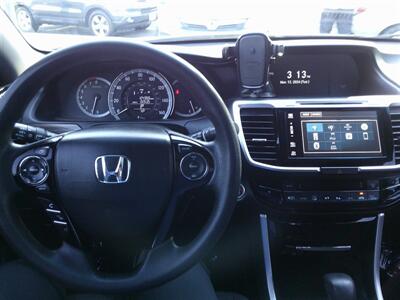 2017 Honda Accord EX   - Photo 16 - Panorama City, CA 91402