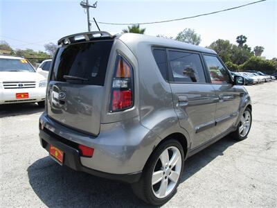 2010 Kia Soul +   - Photo 5 - Panorama City, CA 91402