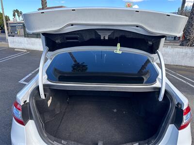 2014 Ford Fusion SE   - Photo 13 - North Hills, CA 91343