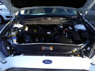 2014 Ford Fusion SE   - Photo 22 - Panorama City, CA 91402