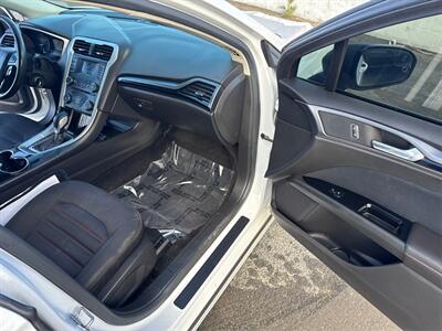 2014 Ford Fusion SE   - Photo 21 - North Hills, CA 91343