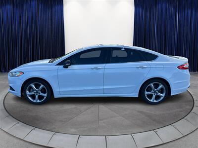 2014 Ford Fusion SE   - Photo 8 - North Hills, CA 91343