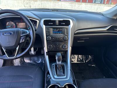 2014 Ford Fusion SE   - Photo 14 - North Hills, CA 91343