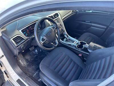 2014 Ford Fusion SE   - Photo 9 - North Hills, CA 91343