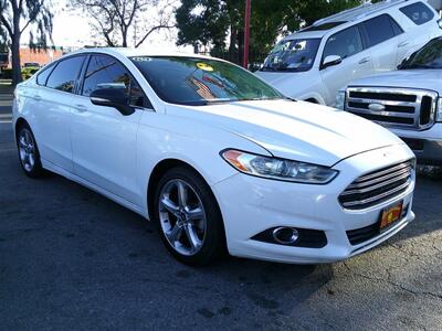 2014 Ford Fusion SE   - Photo 5 - Panorama City, CA 91402