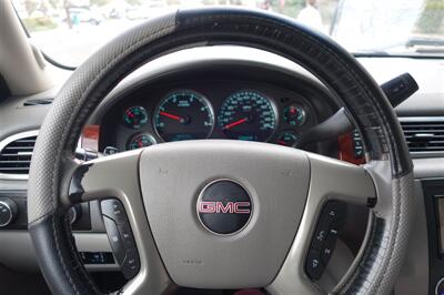 2009 GMC Sierra 2500 SLT   - Photo 17 - Panorama City, CA 91402