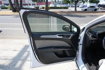 2018 Ford Fusion S   - Photo 6 - Panorama City, CA 91402