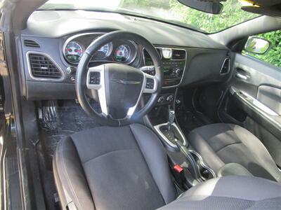 2013 Chrysler 200 Convertible Touring   - Photo 8 - Panorama City, CA 91402