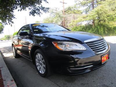 2013 Chrysler 200 Convertible Touring   - Photo 5 - Panorama City, CA 91402