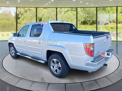 2007 Honda Ridgeline RTL w/Navi - Photo 7 - North Hills, CA 91343