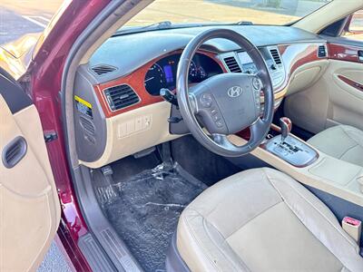2013 Hyundai Genesis 3.8L   - Photo 18 - North Hills, CA 91343