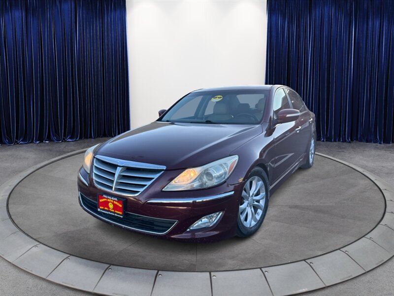 2013 Hyundai Genesis 3.8's photo