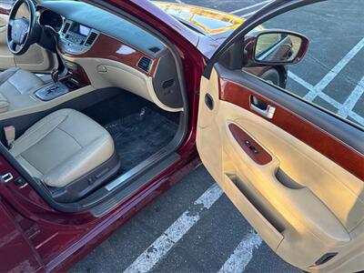 2013 Hyundai Genesis 3.8L   - Photo 21 - North Hills, CA 91343