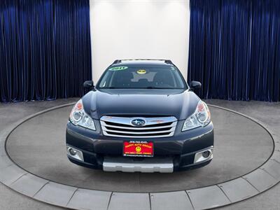 2011 Subaru Outback 3.6R Limited - Photo 2 - Panorama City, CA 91402
