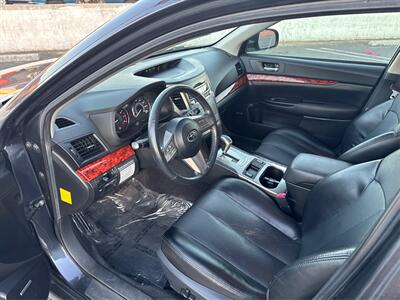 2011 Subaru Outback 3.6R Limited - Photo 9 - Panorama City, CA 91402
