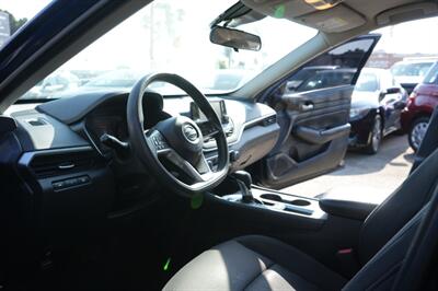 2022 Nissan Altima 2.5 S   - Photo 12 - Panorama City, CA 91402
