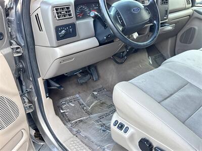 2004 Ford F-250 Lariat - Photo 18 - North Hills, CA 91343