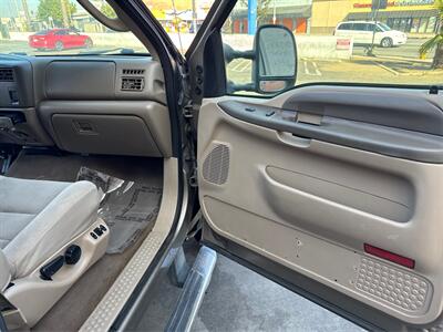 2004 Ford F-250 Lariat - Photo 21 - North Hills, CA 91343