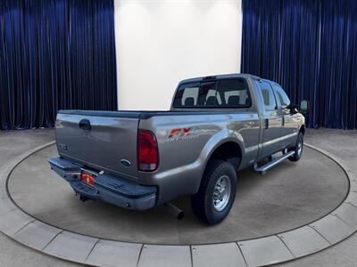 2004 Ford F-250 Lariat - Photo 5 - North Hills, CA 91343