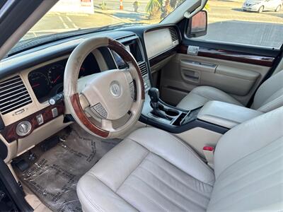 2005 Lincoln Aviator Luxury   - Photo 9 - North Hills, CA 91343