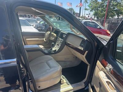 2005 Lincoln Aviator Luxury - Photo 11 - Panorama City, CA 91402