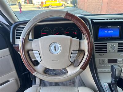 2005 Lincoln Aviator Luxury   - Photo 17 - North Hills, CA 91343