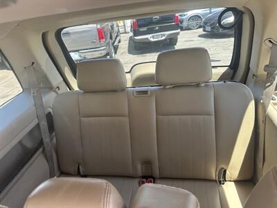 2005 Lincoln Aviator Luxury - Photo 13 - Panorama City, CA 91402