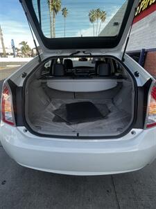 2014 Toyota Prius Five   - Photo 9 - Panorama City, CA 91402