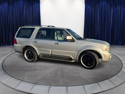 2004 Lincoln Navigator Luxury   - Photo 4 - North Hills, CA 91343