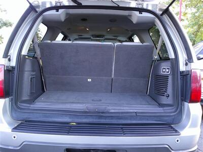 2004 Lincoln Navigator Luxury   - Photo 11 - Panorama City, CA 91402