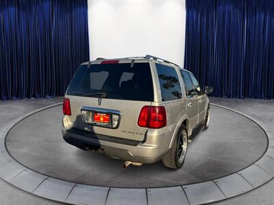 2004 Lincoln Navigator Luxury - Photo 6 - North Hills, CA 91343