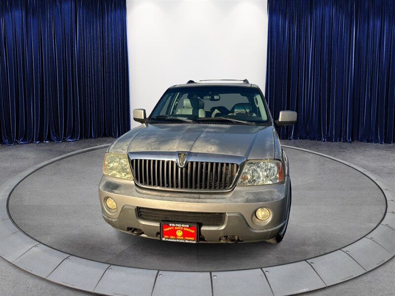2004 Lincoln Navigator Luxury  