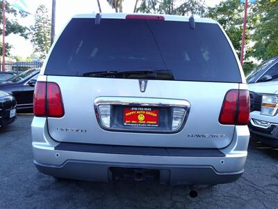 2004 Lincoln Navigator Luxury   - Photo 3 - Panorama City, CA 91402