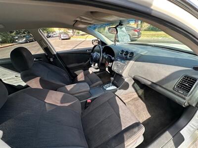 2010 Nissan Altima 2.5 S   - Photo 6 - Panorama City, CA 91402