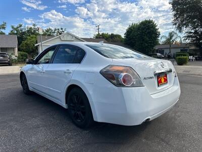 2010 Nissan Altima 2.5 S   - Photo 13 - Panorama City, CA 91402