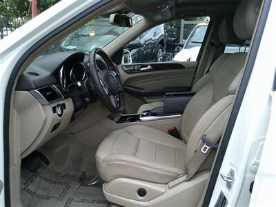 2012 Mercedes-Benz ML 350   - Photo 9 - Panorama City, CA 91402