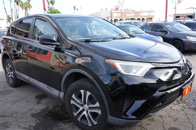 2018 Toyota RAV4 LE   - Photo 7 - Panorama City, CA 91402