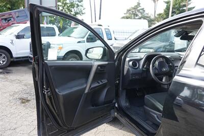 2018 Toyota RAV4 LE   - Photo 9 - Panorama City, CA 91402