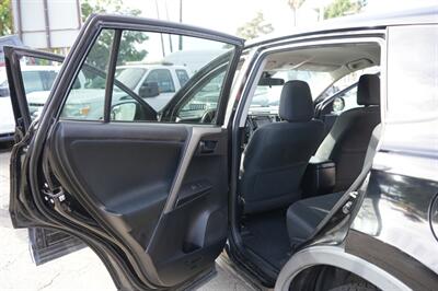 2018 Toyota RAV4 LE   - Photo 10 - Panorama City, CA 91402
