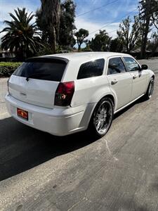 2006 Dodge Magnum SE   - Photo 4 - Panorama City, CA 91402