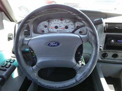 2003 Ford Explorer Sport Trac XLS   - Photo 17 - Panorama City, CA 91402