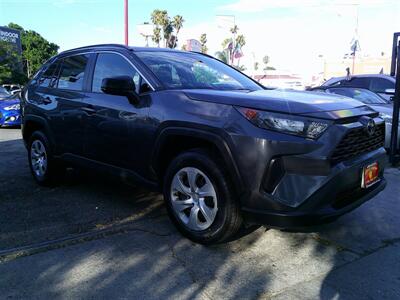 2019 Toyota RAV4 LE   - Photo 5 - Panorama City, CA 91402