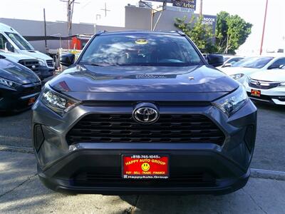 2019 Toyota RAV4 LE   - Photo 6 - Panorama City, CA 91402