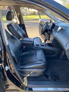 2015 Nissan Pathfinder Platinum   - Photo 10 - Panorama City, CA 91402