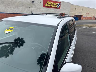 2015 Chrysler Town & Country Touring - Photo 12 - North Hills, CA 91343