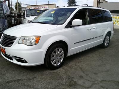 2015 Chrysler Town & Country Touring - Photo 1 - Panorama City, CA 91402
