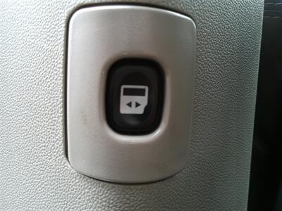 2015 Chrysler Town & Country Touring - Photo 11 - Panorama City, CA 91402