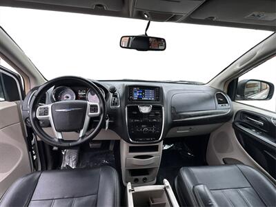 2015 Chrysler Town & Country Touring - Photo 23 - North Hills, CA 91343