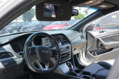 2017 Hyundai SONATA Sport 2.0T   - Photo 10 - Panorama City, CA 91402