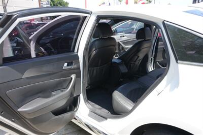 2017 Hyundai SONATA Sport 2.0T   - Photo 14 - Panorama City, CA 91402